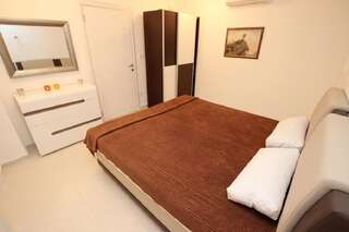 Гостевой дом Apartments and rooms Villa Santa Vita Петровац Апартаменты с 1 спальней-10